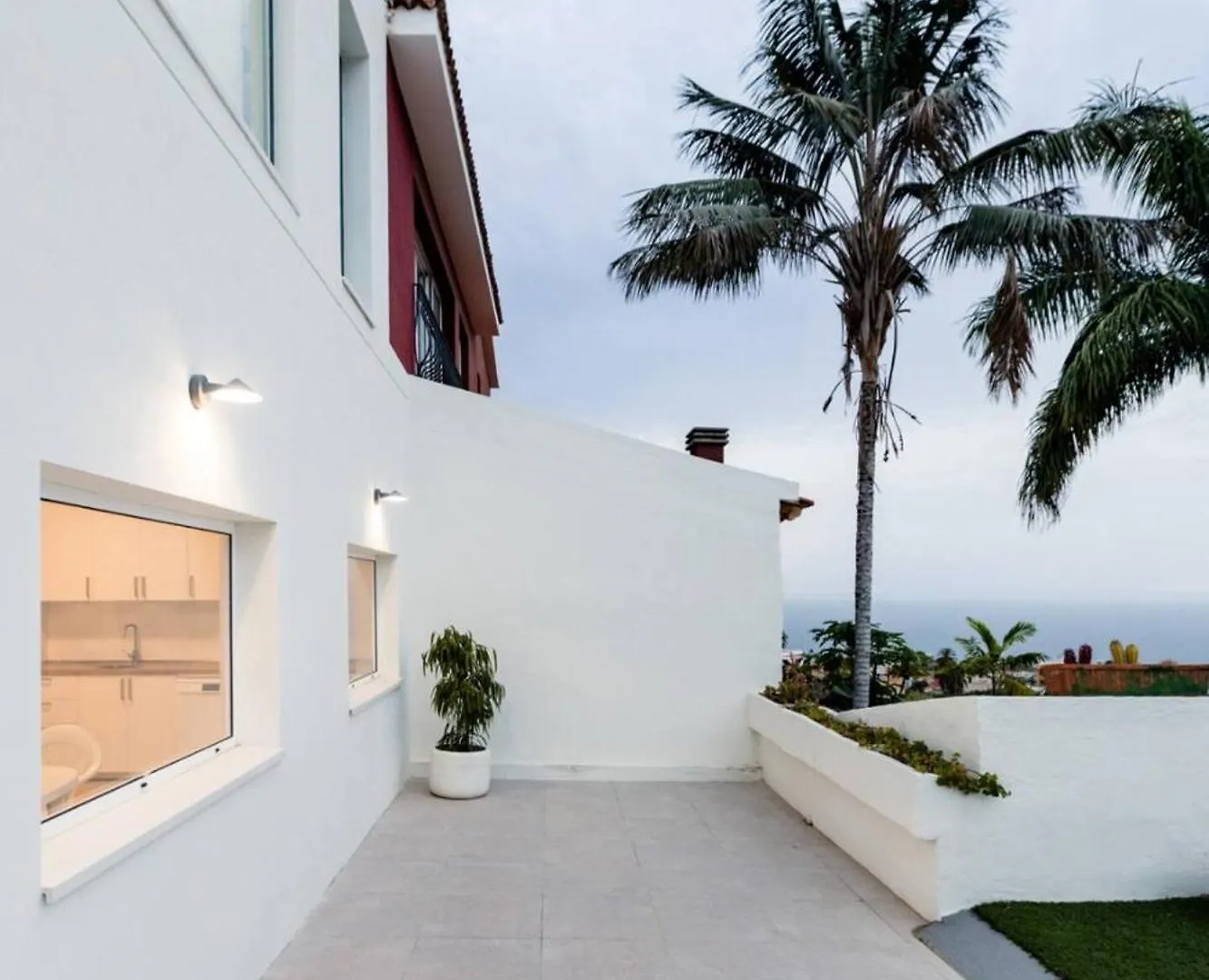 Апартаменты Sunset Horizon Hideaway & Terrace, Santa Ursula
